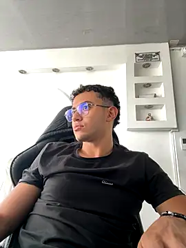 Thonny-becker online show from October 5, 2:21 pm