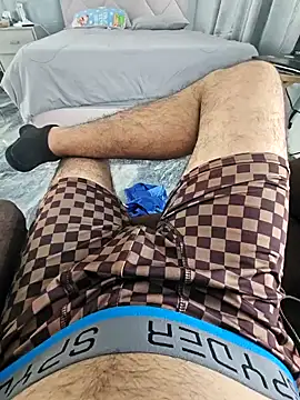 Snapshot of j0nathan00 chatting on January 24, 3:24 pm j0nathan00 online show from January 24, 3:24 pm