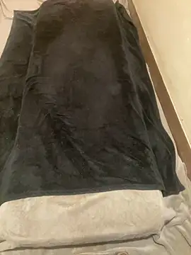 aebaleek2505 online show from March 27, 6:42 pm