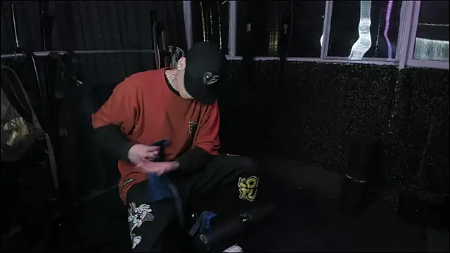 bigragna  online show from January 22, 3:31 am