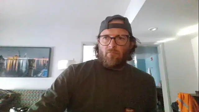 rrunner7718 online show from March 18, 10:04 pm