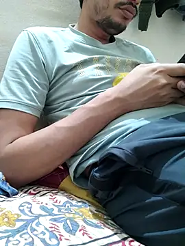 Snapshot of letsfunss008 chatting on January 29, 7:32 pm letsfunss008 online show from January 29, 7:32 pm