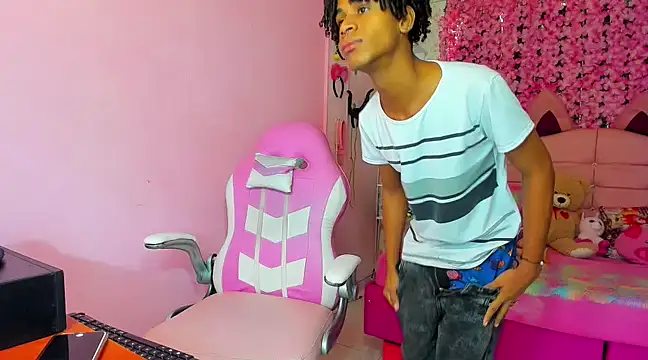 Santy bigcock  online show from March 15, 12:13 pm