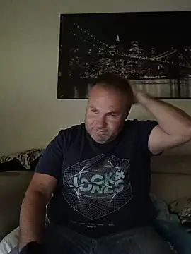 Pourleplasirs online show from June 5, 10:04 pm