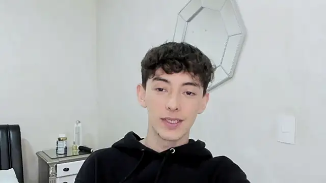 miketwink online show from March 23, 11:21 pm