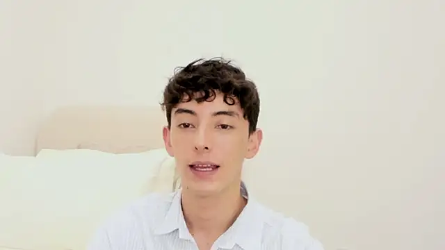 miketwink online show from March 30, 11:50 pm