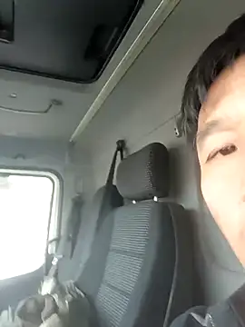 Snapshot of wadmma chatting on October 7, 9:24 am wadmma online show from October 7, 9:24 am