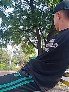 arevalo1124 online show from September 24, 9:57 pm