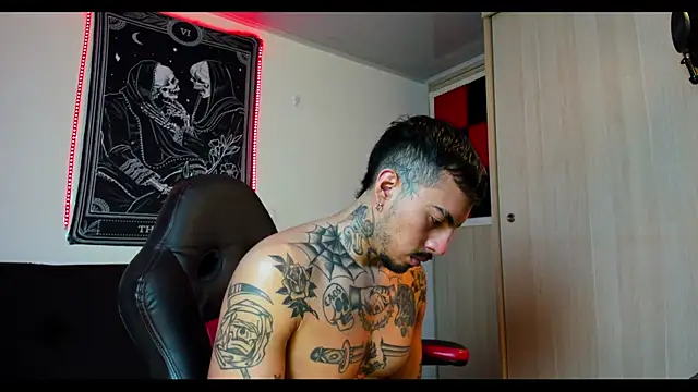 scockpion   online show from February 11, 8:05 am