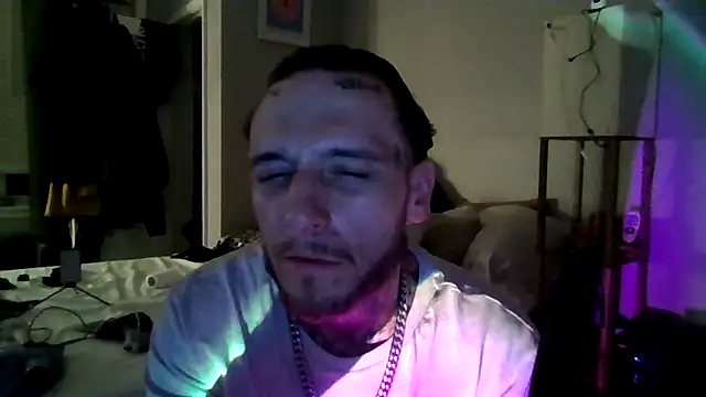 cruz815 online show from March 31, 1:40 am