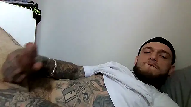 cruz815 online show from April 13, 2:18 pm