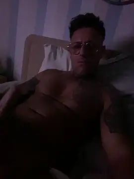 Jamesdeanmcqueen online show from February 9, 6:11 am