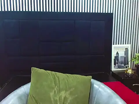 Snapshot of LihanJor_23 chatting on September 23, 1:54 pm LihanJor 23 online show from September 23, 1:54 pm