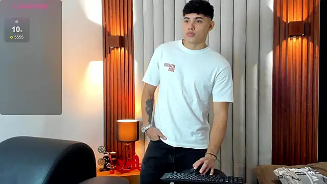 Justin mack online show from November 19, 11:43 am