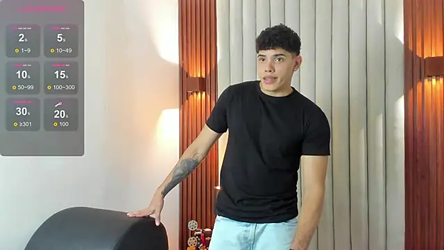 Justin mack online show from December 2, 7:06 pm