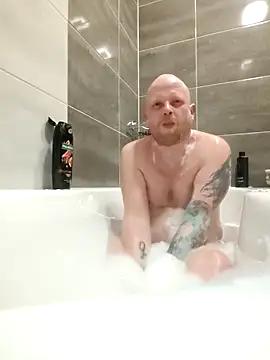 bouraktom6 online show from January 17, 9:05 pm