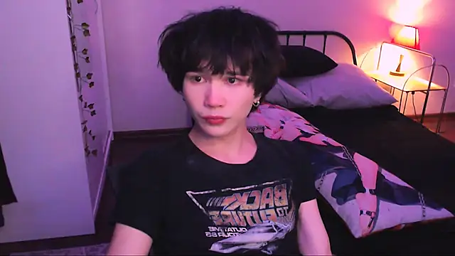 Snapshot of rennnuts chatting on October 8, 7:51 pm rennnuts online show from October 8, 7:51 pm