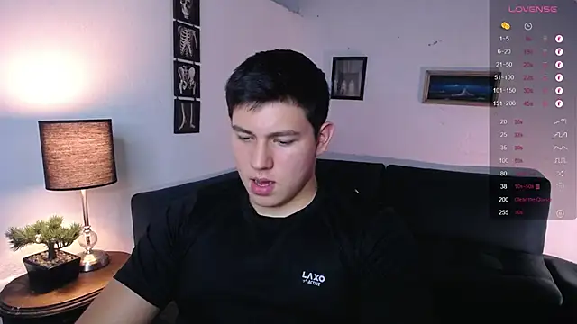 JamesCr  online show from February 8, 12:16 am