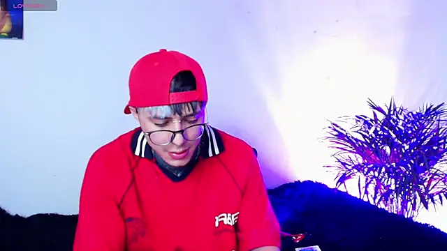Snapshot of 7_Saturno_7 chatting on September 20, 4:12 am 7 Saturno 7 online show from September 20, 4:12 am