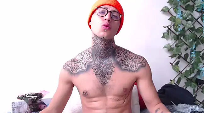 Snapshot of 7_Saturno_7 chatting on March 18, 2:50 pm 7 Saturno 7 online show from March 18, 2:50 pm