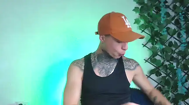Snapshot of 7_Saturno_7 chatting on February 27, 10:20 pm 7 Saturno 7 online show from February 27, 10:20 pm