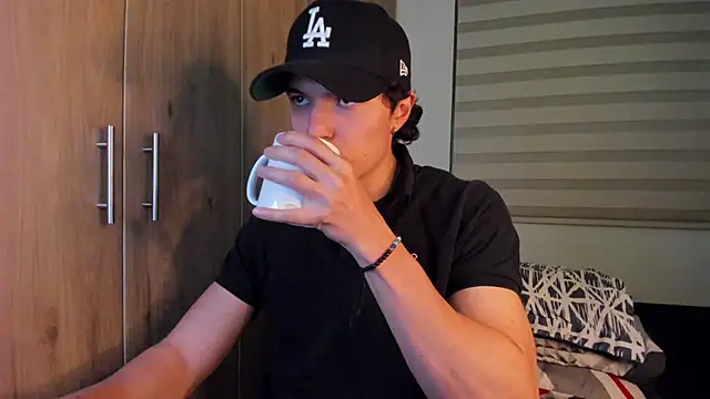 Mastrangelo xxx online show from October 23, 2:59 am