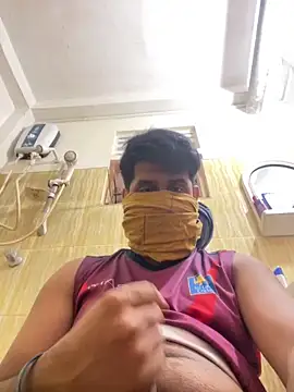 Snapshot of sixinchespaka chatting on February 27, 7:58 pm sixinchespaka online show from February 27, 7:58 pm