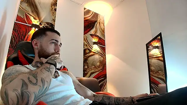 Luke davis01 online show from April 10, 1:07 pm