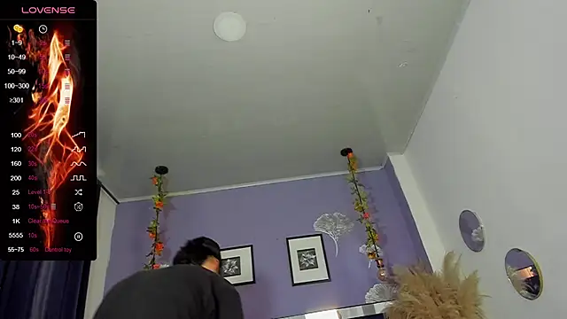 Noa Bonucci online show from February 14, 1:18 pm