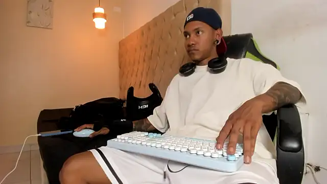 blackdirty420 online show from March 9, 4:56 pm