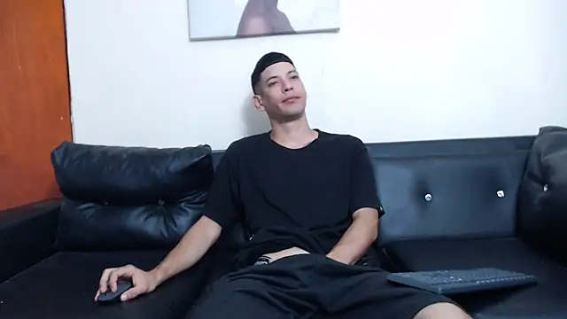 biigjhonny online show from December 3, 2:50 am