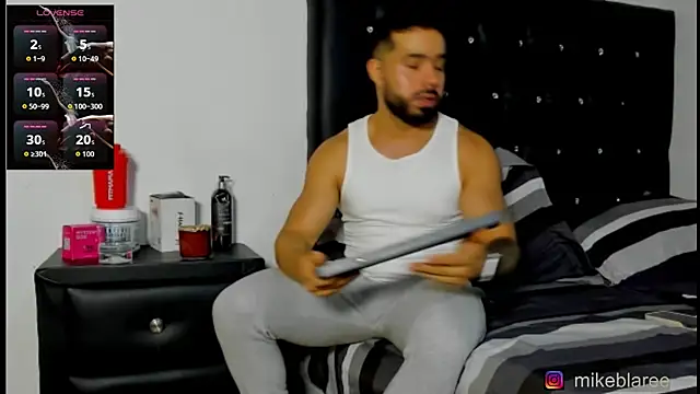 mikeblaree online show from March 26, 7:51 pm