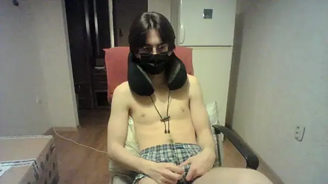 that handsome boy online show from February 19, 9:47 pm