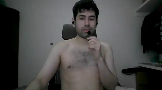 danicrux online show from March 4, 9:29 am