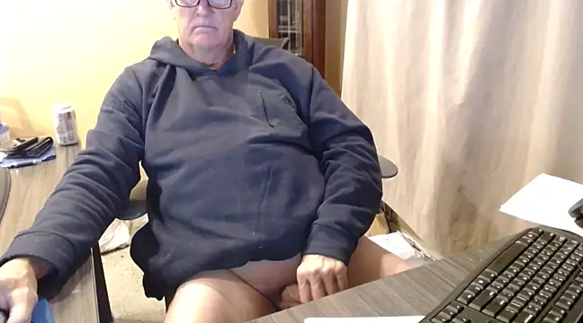 olderandwiser2 online show from February 25, 4:14 am