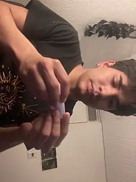 shadowsofgarden online show from April 8, 12:33 am