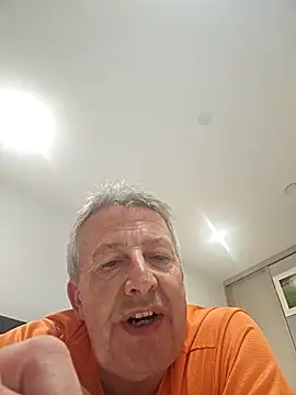 mann4u147 online show from April 14, 10:20 pm