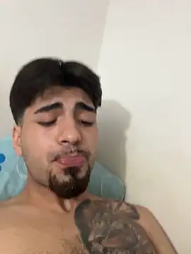 jovencitoboy21 online show from October 18, 4:45 pm