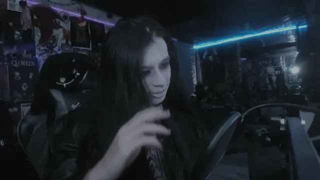 Snapshot of rotten_dreams chatting on March 20, 10:18 pm rotten dreams online show from March 20, 10:18 pm
