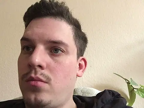 Snapshot of key18cm chatting on October 5, 1:48 pm key18cm online show from October 5, 1:48 pm