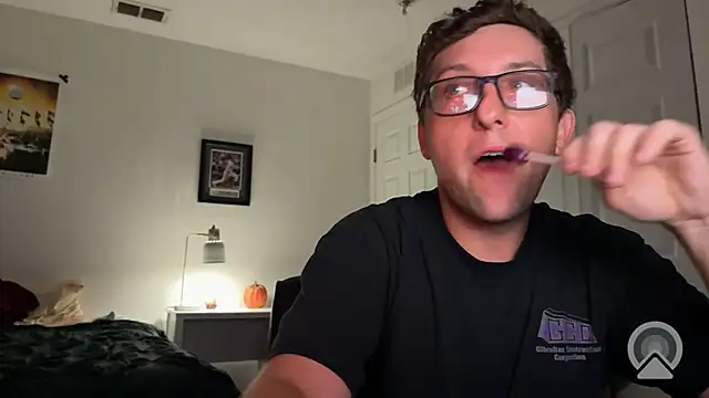 Milflover96 online show from July 10, 1:53 am