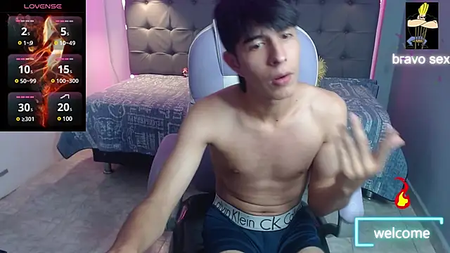 Estiv18  online show from March 1, 3:43 am