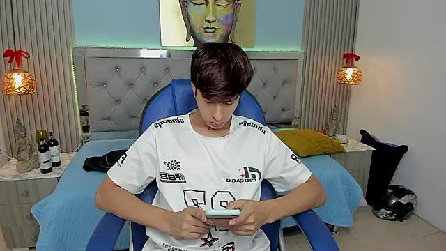 Estiv18  online show from January 16, 8:06 am