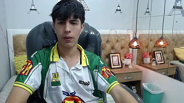 Estiv18  online show from March 19, 2:16 am