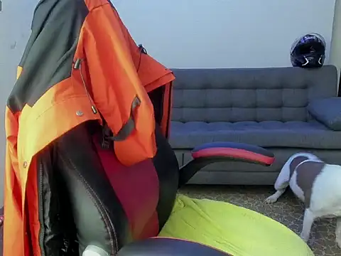 ragnar lothbrok777 online show from April 15, 5:40 am