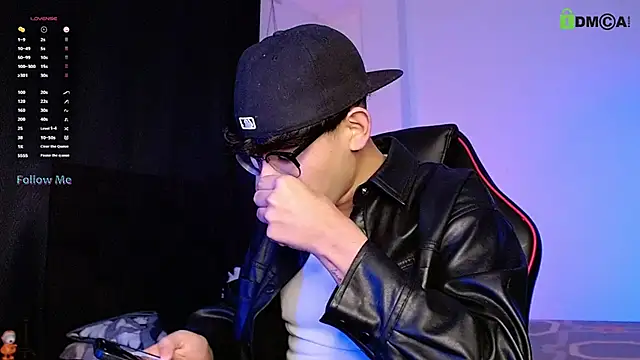 isaac-saenz online show from November 1, 10:03 pm