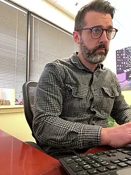 plaintreebull online show from February 17, 6:18 pm