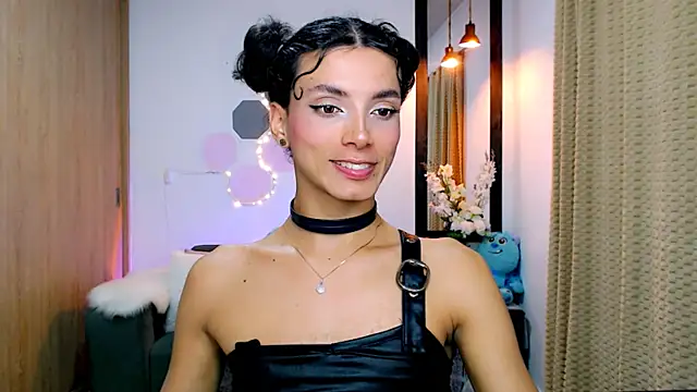 Snapshot of nilam_valker chatting on March 15, 3:51 am nilam valker online show from March 15, 3:51 am