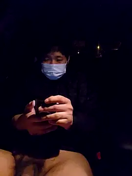 yqaelx online show from March 9, 1:15 pm