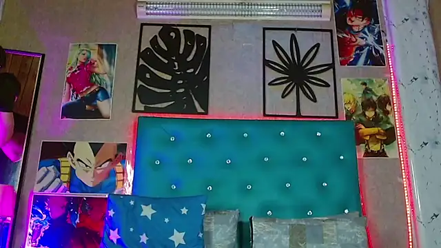 LiamAndrewzz online show from April 2, 3:48 am